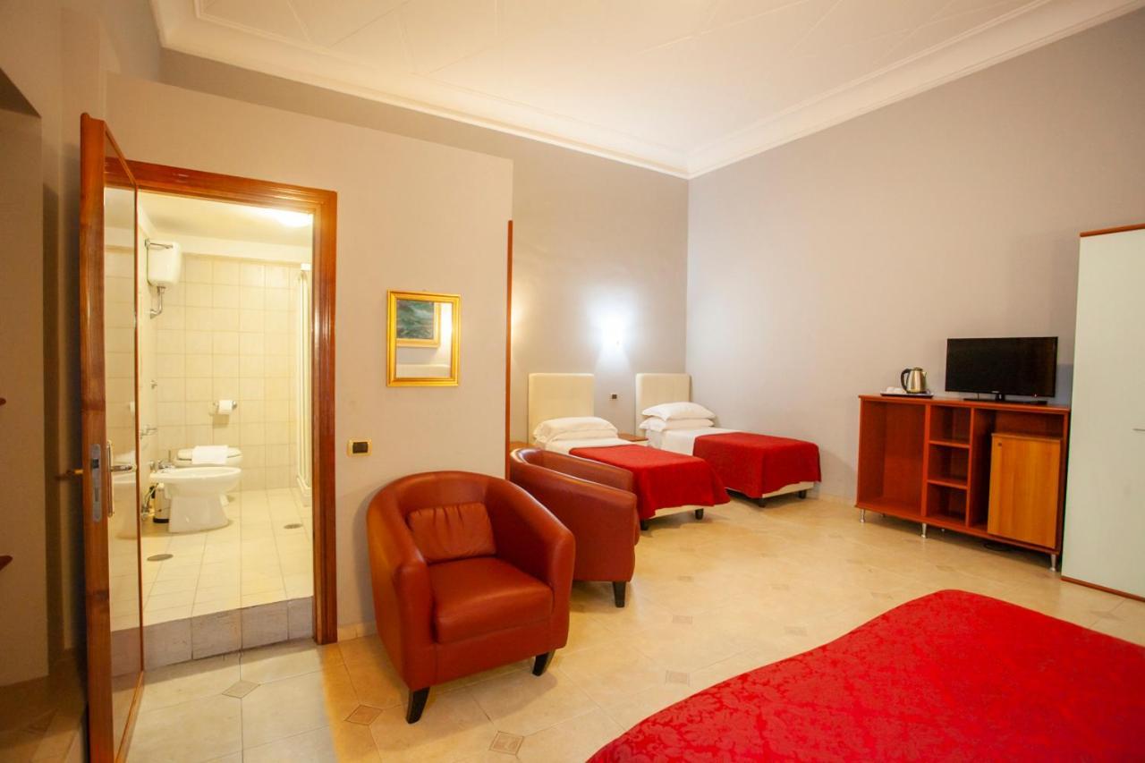 Hotel Esposizione Roma — Photos 1